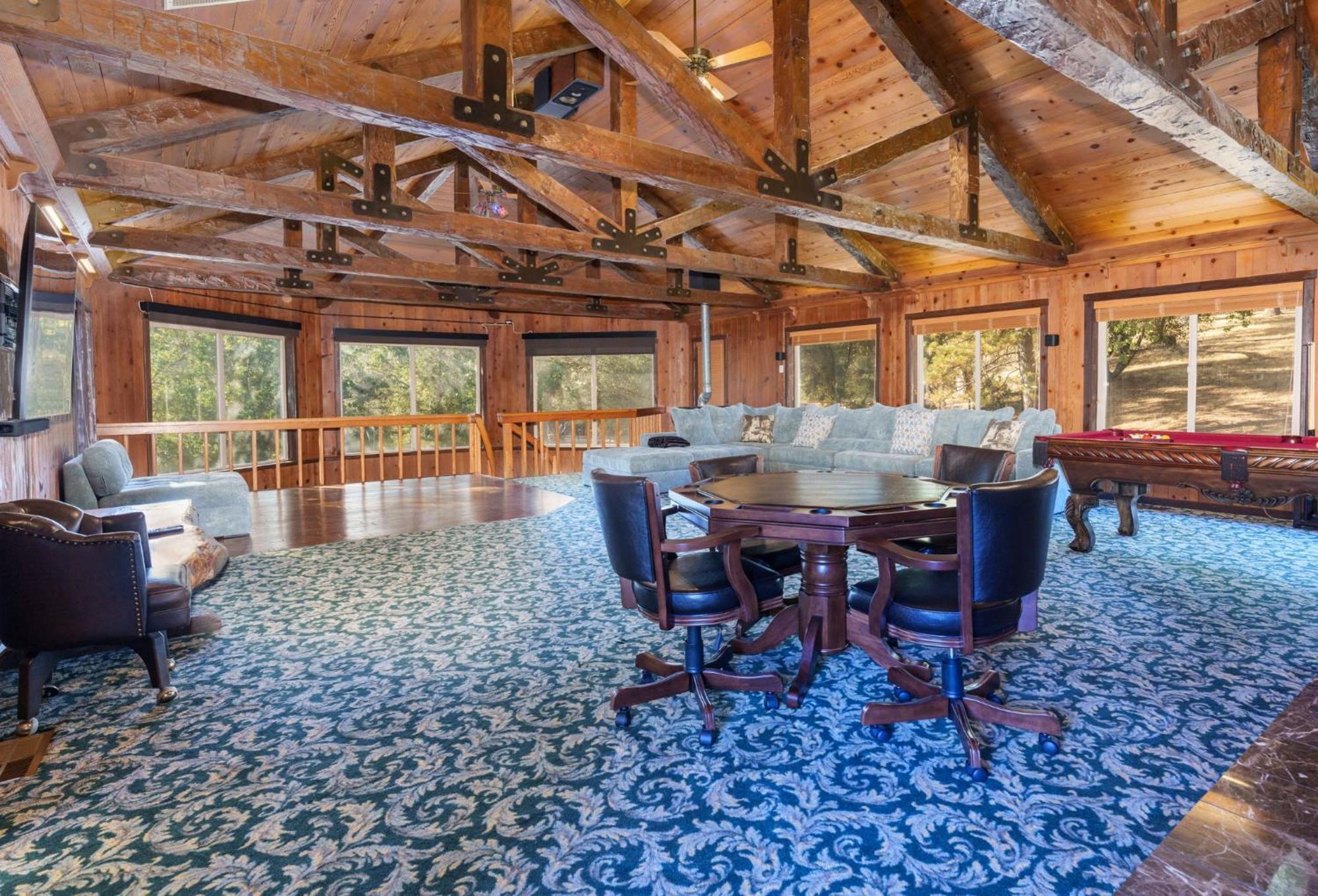 Goldside Mansion W/Sleeping For 20 And Tons Of Fun Oakhurst Exterior foto