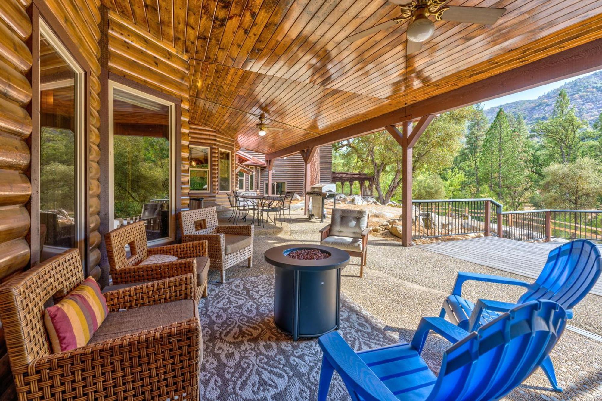Goldside Mansion W/Sleeping For 20 And Tons Of Fun Oakhurst Exterior foto