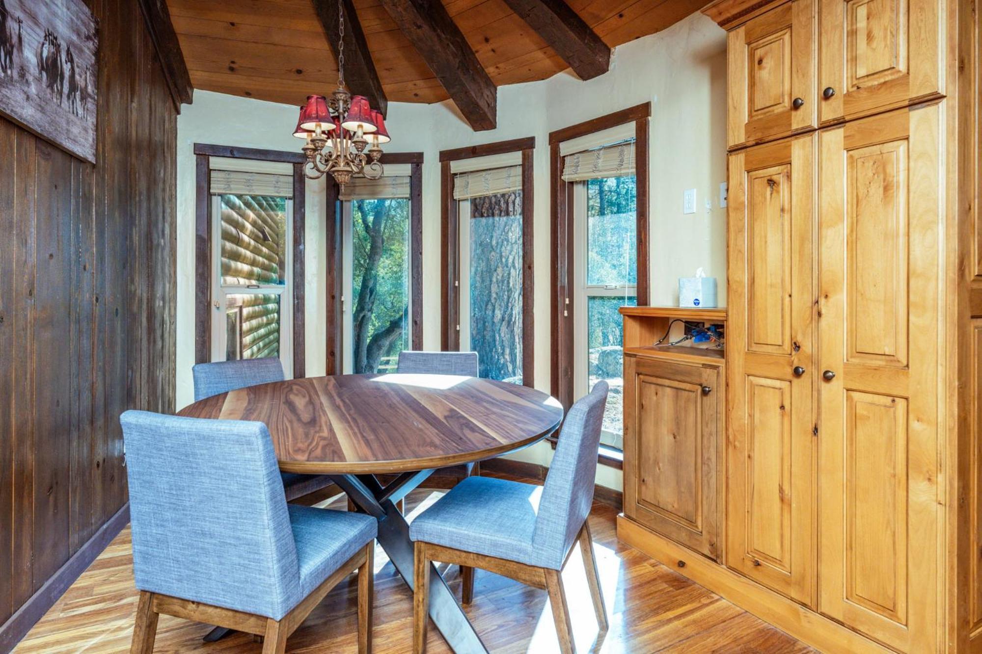 Goldside Mansion W/Sleeping For 20 And Tons Of Fun Oakhurst Exterior foto