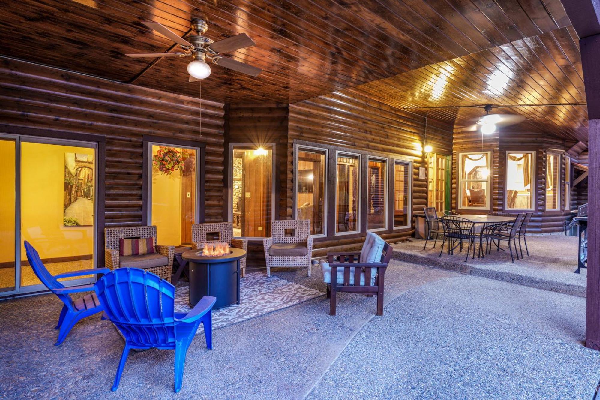 Goldside Mansion W/Sleeping For 20 And Tons Of Fun Oakhurst Exterior foto