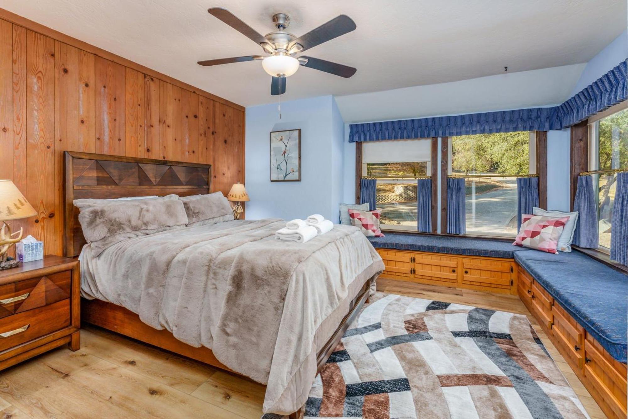 Goldside Mansion W/Sleeping For 20 And Tons Of Fun Oakhurst Exterior foto
