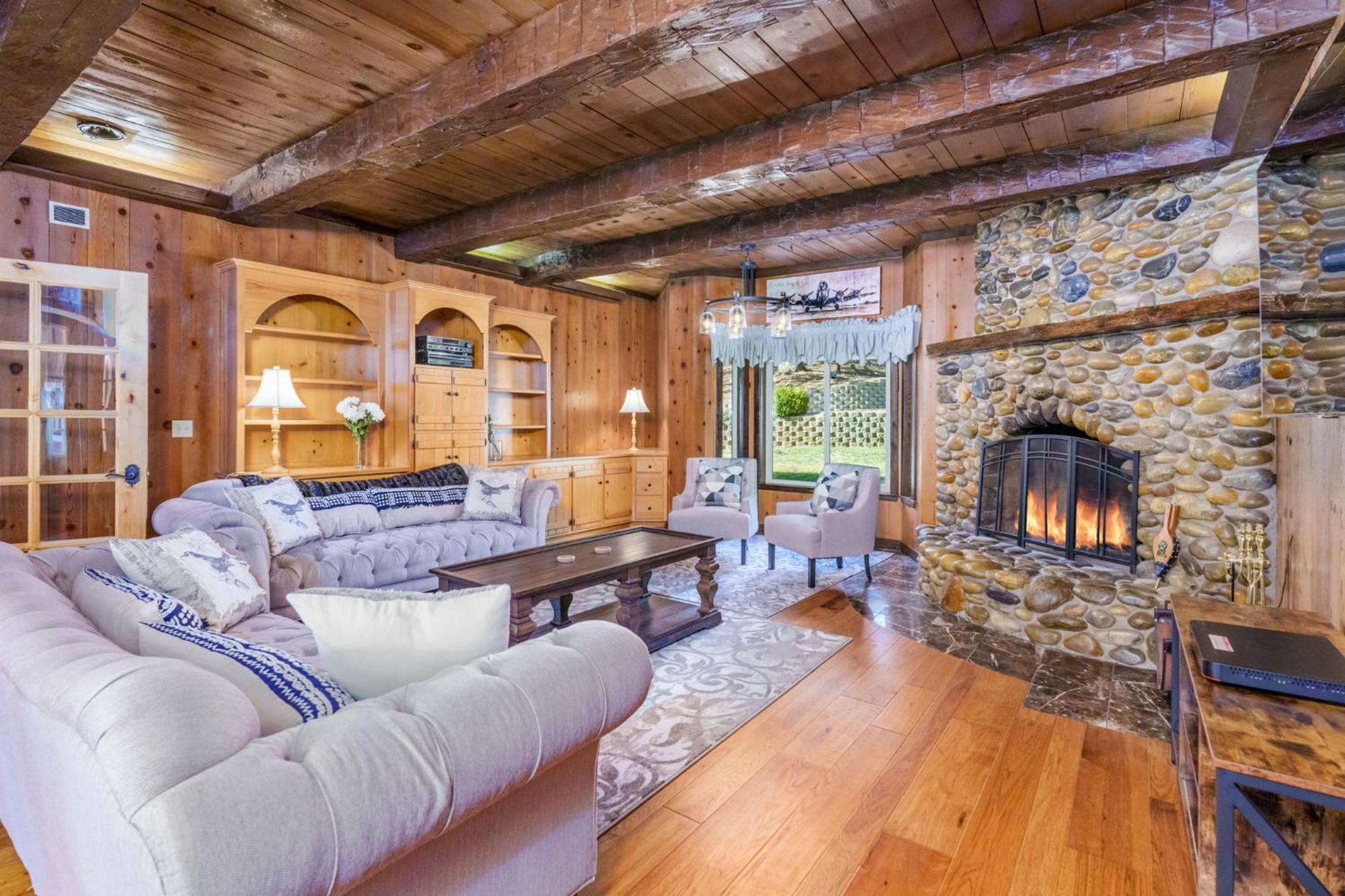 Goldside Mansion W/Sleeping For 20 And Tons Of Fun Oakhurst Exterior foto