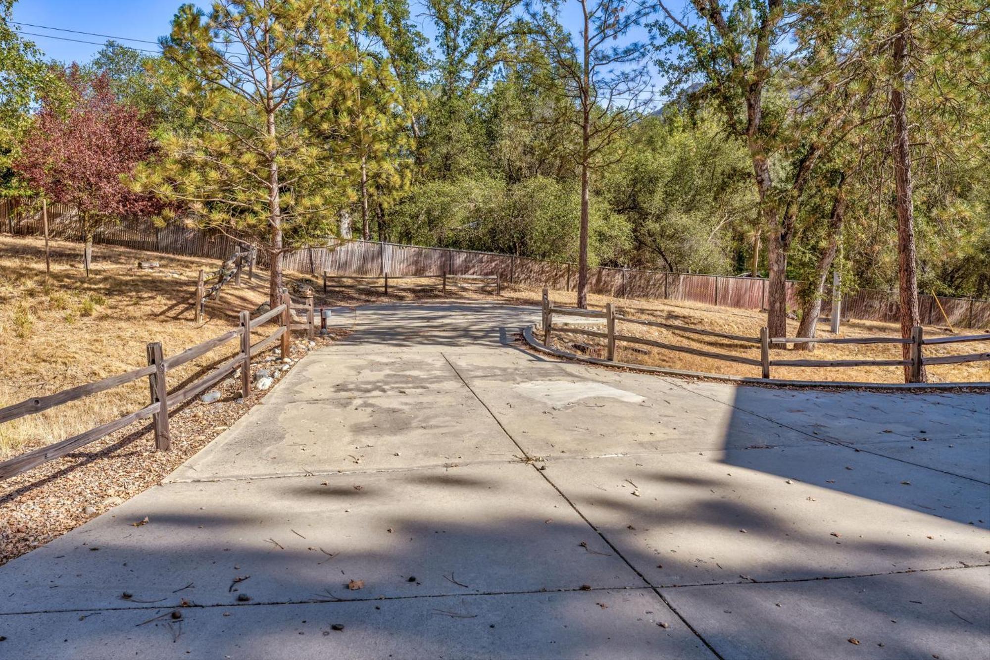 Goldside Mansion W/Sleeping For 20 And Tons Of Fun Oakhurst Exterior foto